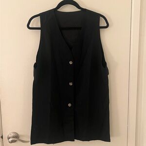 Black Sleeveless Button-Up Linen Vest